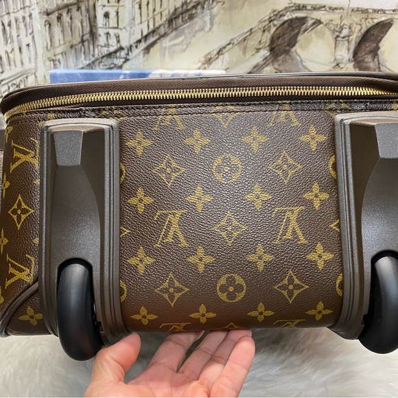 ๐๐๐SOLD๐๐๐
๐คฉLV BOSPHORE 45 ROLLER LUGGAGE MONOGRAM๐คฉ - Picture 8 of 16